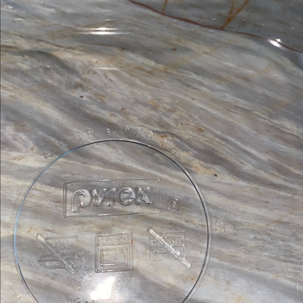 Pyrex Clear Glass Square Container - Picture 3 of 7
